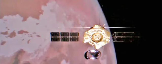 Китайский зонд «Тяньвэнь-1» передал людям селфи на фоне Марса